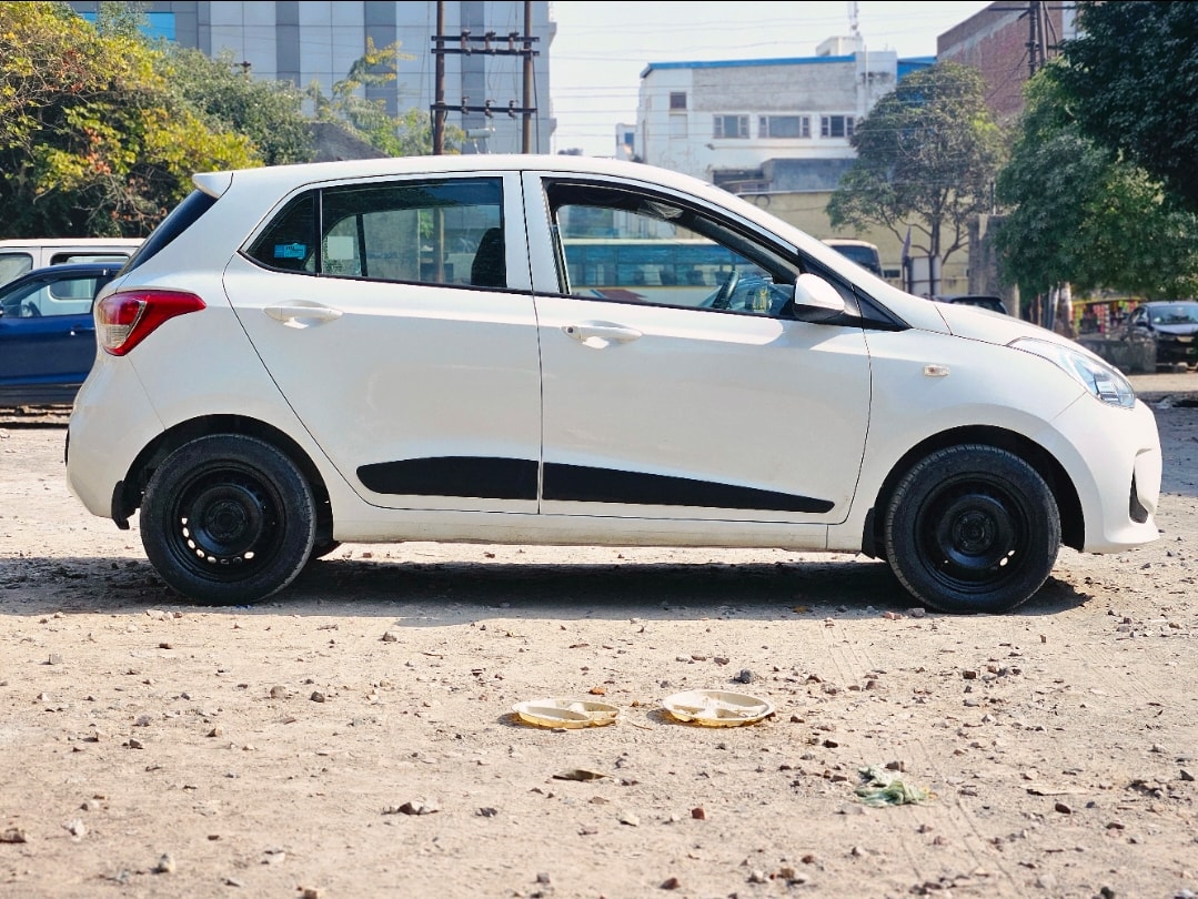 Used 2018 Hyundai Grand i10 Used 2018 Hyundai Grand i10