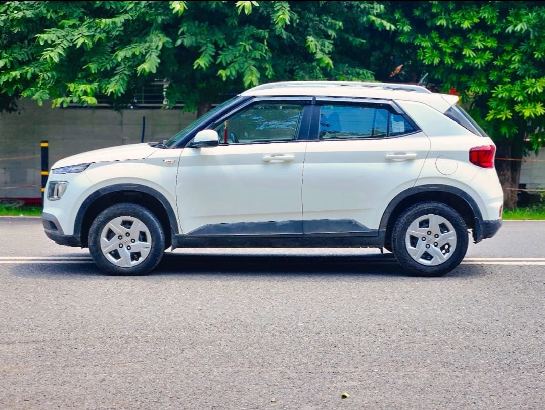 Used 2020 Hyundai Venue Used 2020 Hyundai Venue