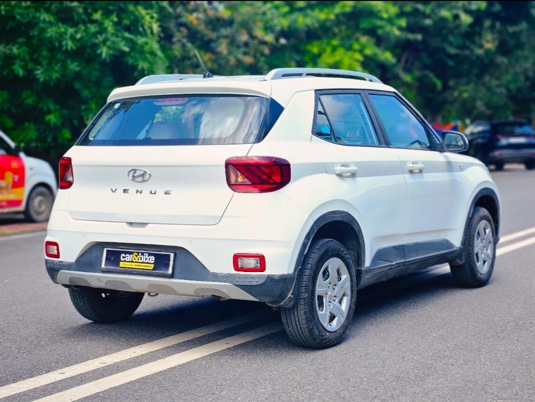 Used 2020 Hyundai Venue Used 2020 Hyundai Venue