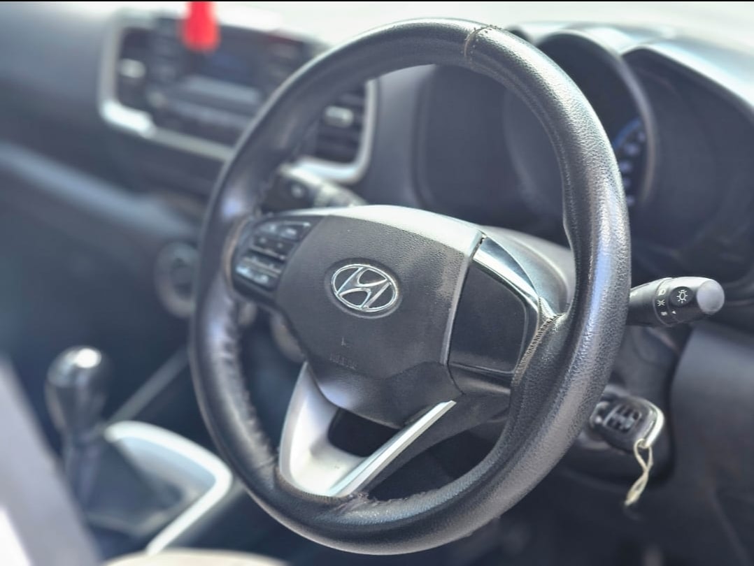 Used 2020 Hyundai Venue Used 2020 Hyundai Venue