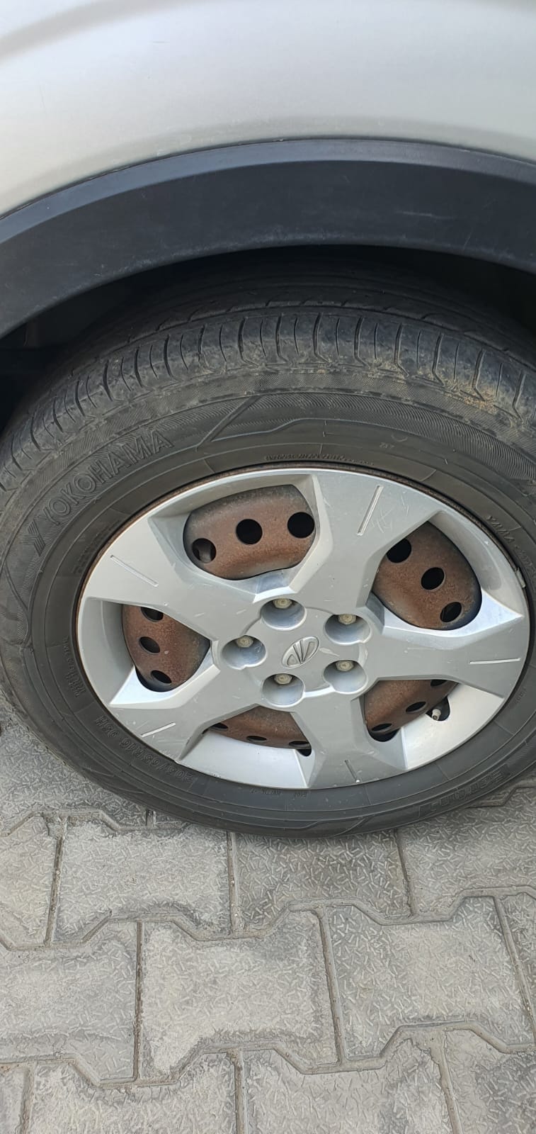 XUV300 image 8 XUV300 image 8