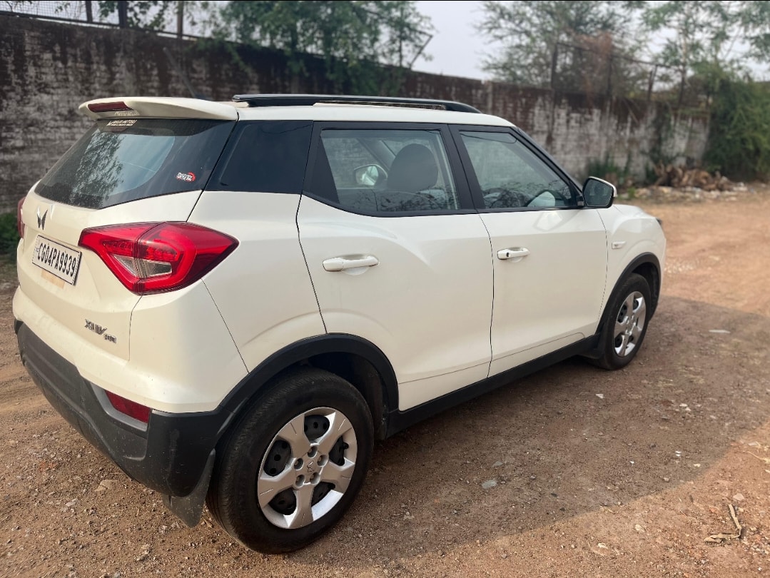 Used 2022 Mahindra XUV300 Used 2022 Mahindra XUV300