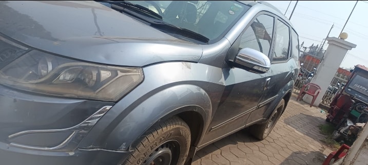 XUV500 image 1 XUV500 image 1