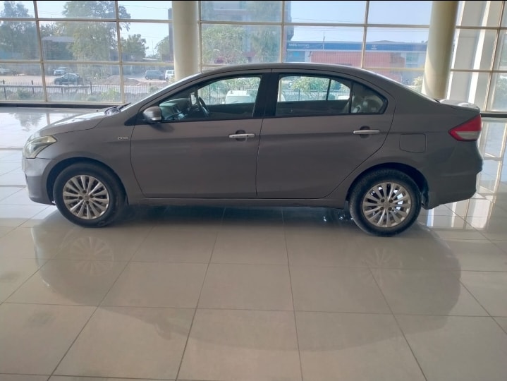 Ciaz image 2 Ciaz image 2