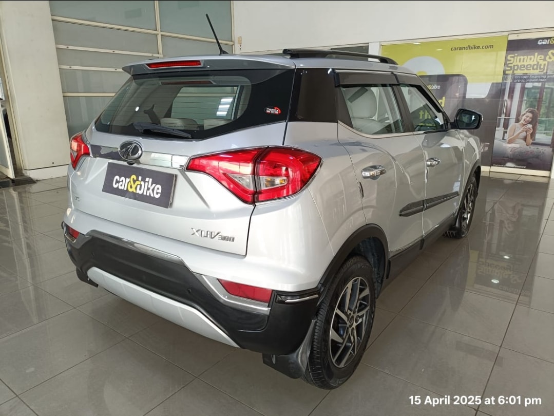 XUV300 image 3 XUV300 image 3