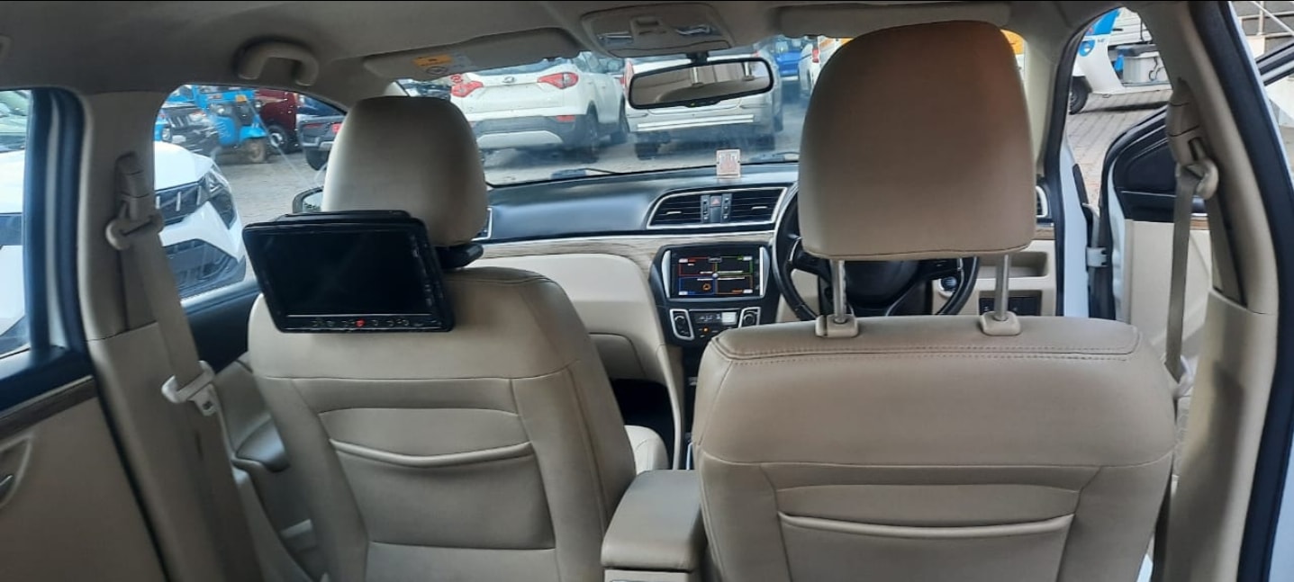 Ciaz image 9 Ciaz image 9