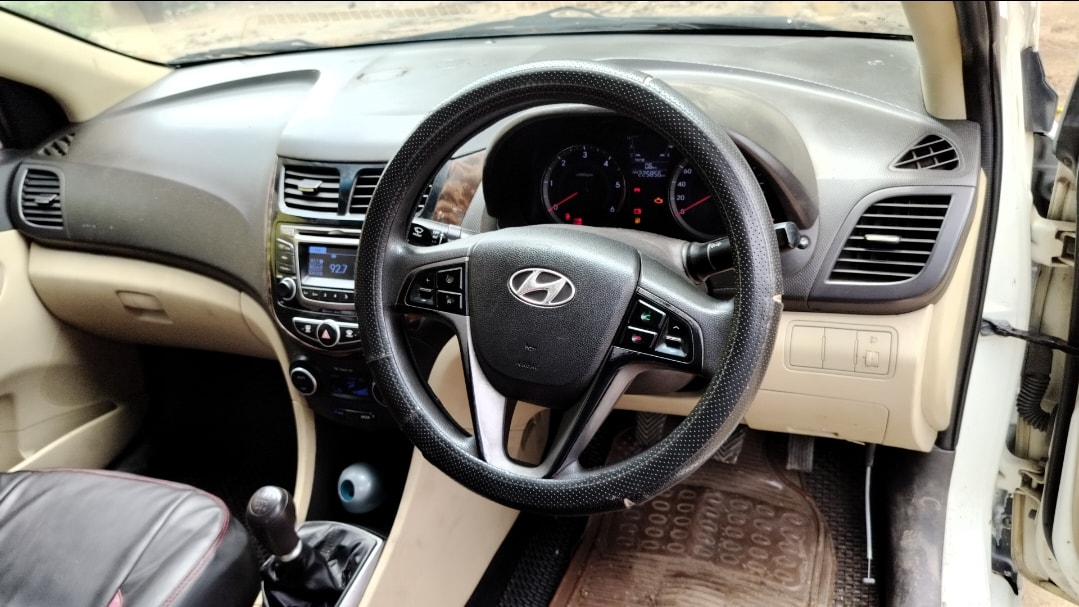 Used 2016 Hyundai Verna Used 2016 Hyundai Verna