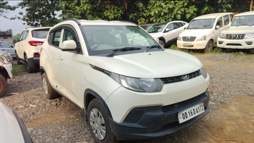 Used 2017 Mahindra KUV100 Used 2017 Mahindra KUV100
