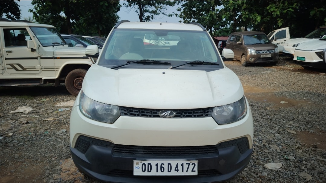 Used 2017 Mahindra KUV100 Used 2017 Mahindra KUV100