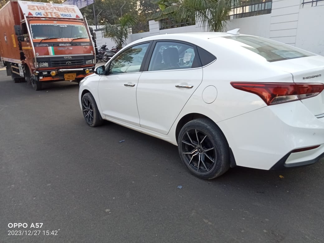 Verna image 5 Verna image 5