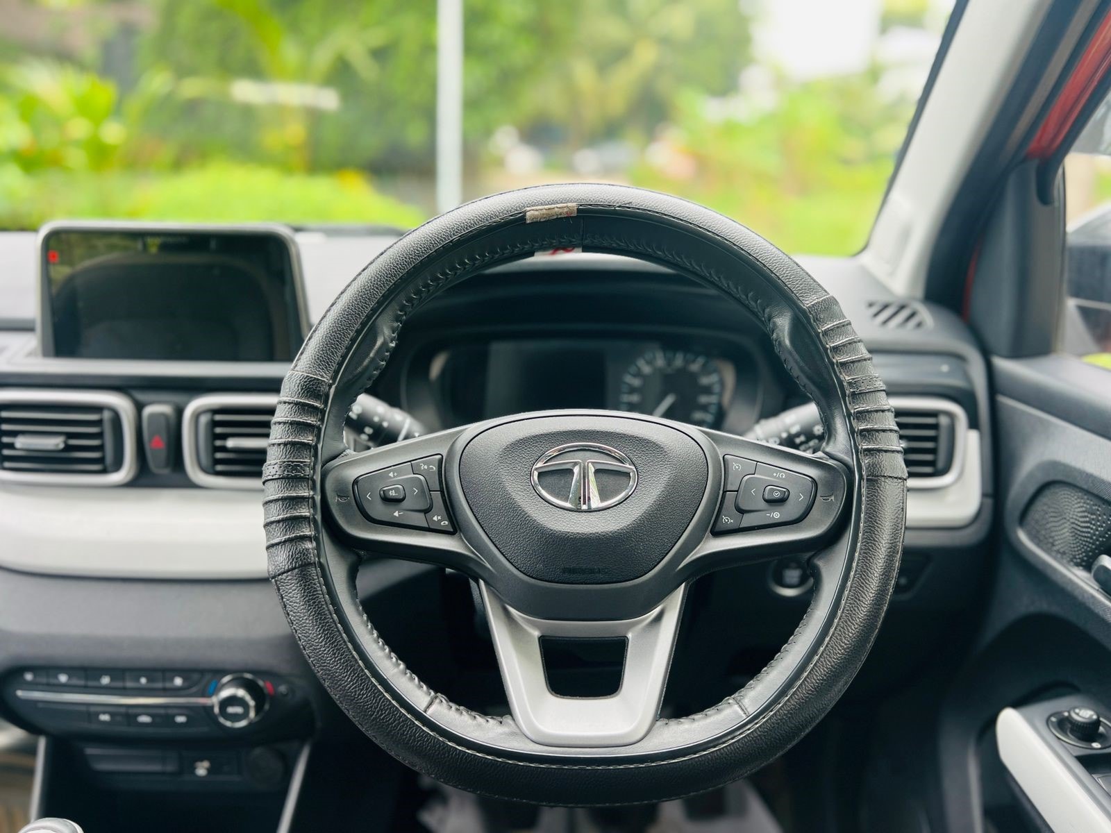 Punch image 9 Punch image 9