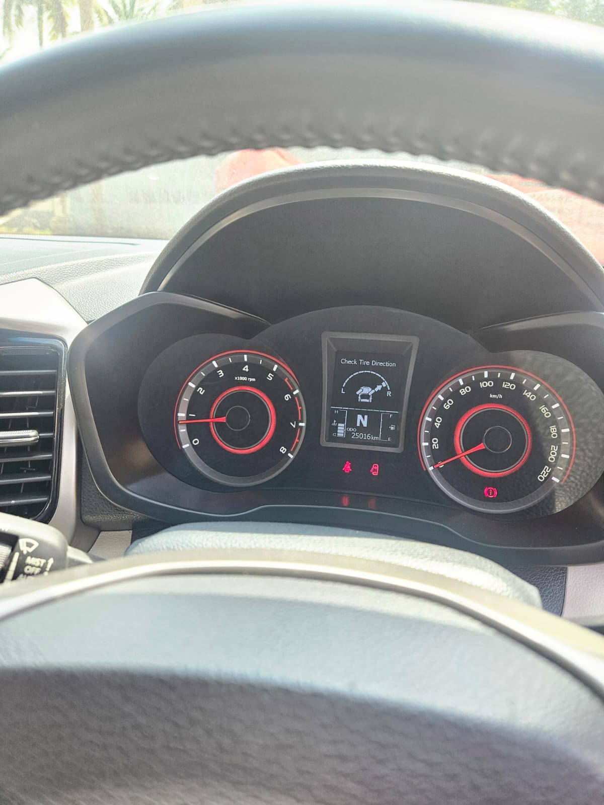 XUV300 image 6 XUV300 image 6