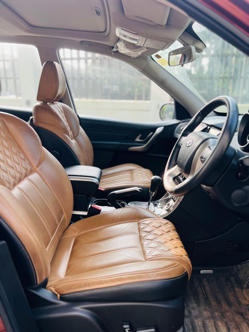 XUV500 image 13 XUV500 image 13