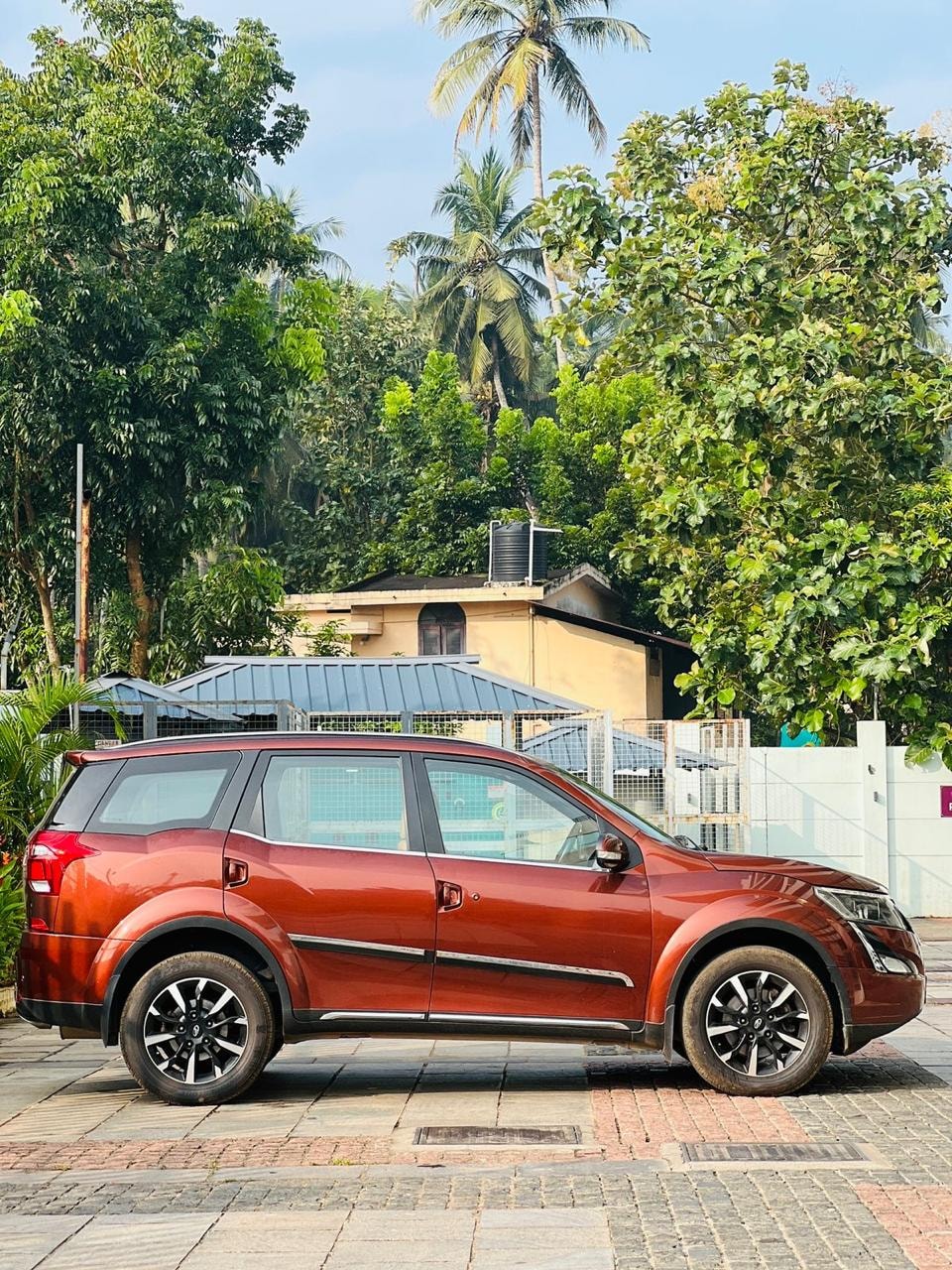 XUV500 image 6 XUV500 image 6