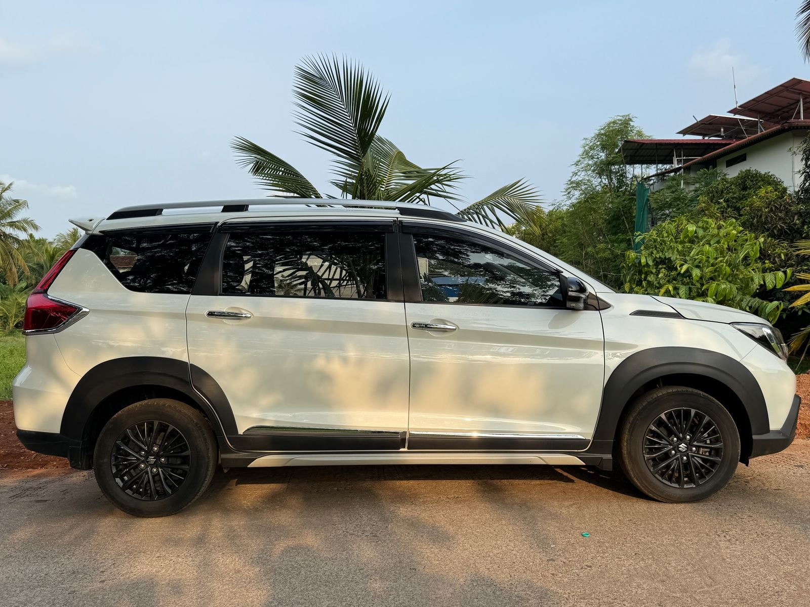 XL6 image 6 XL6 image 6