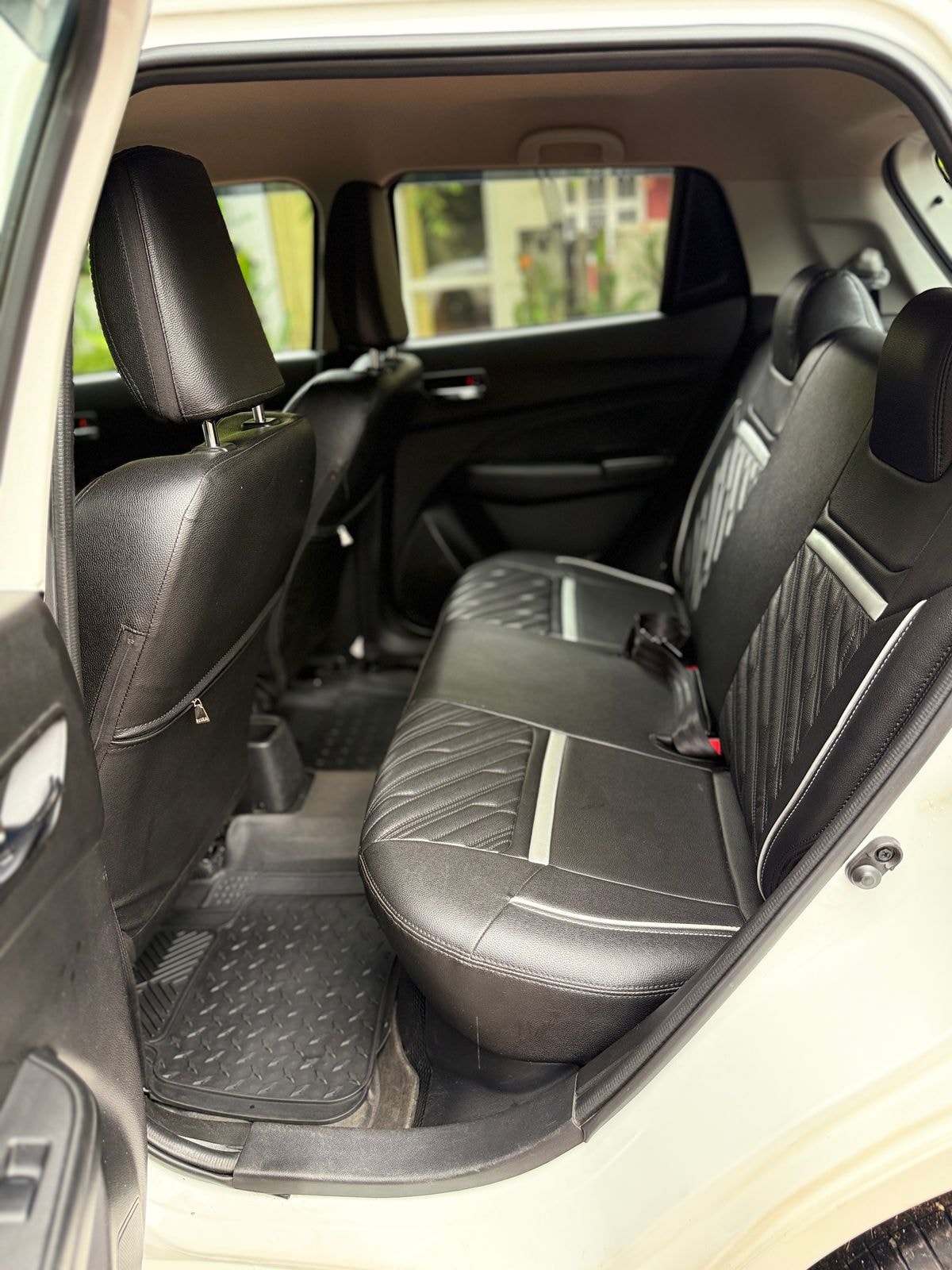 Swift image 14 Swift image 14