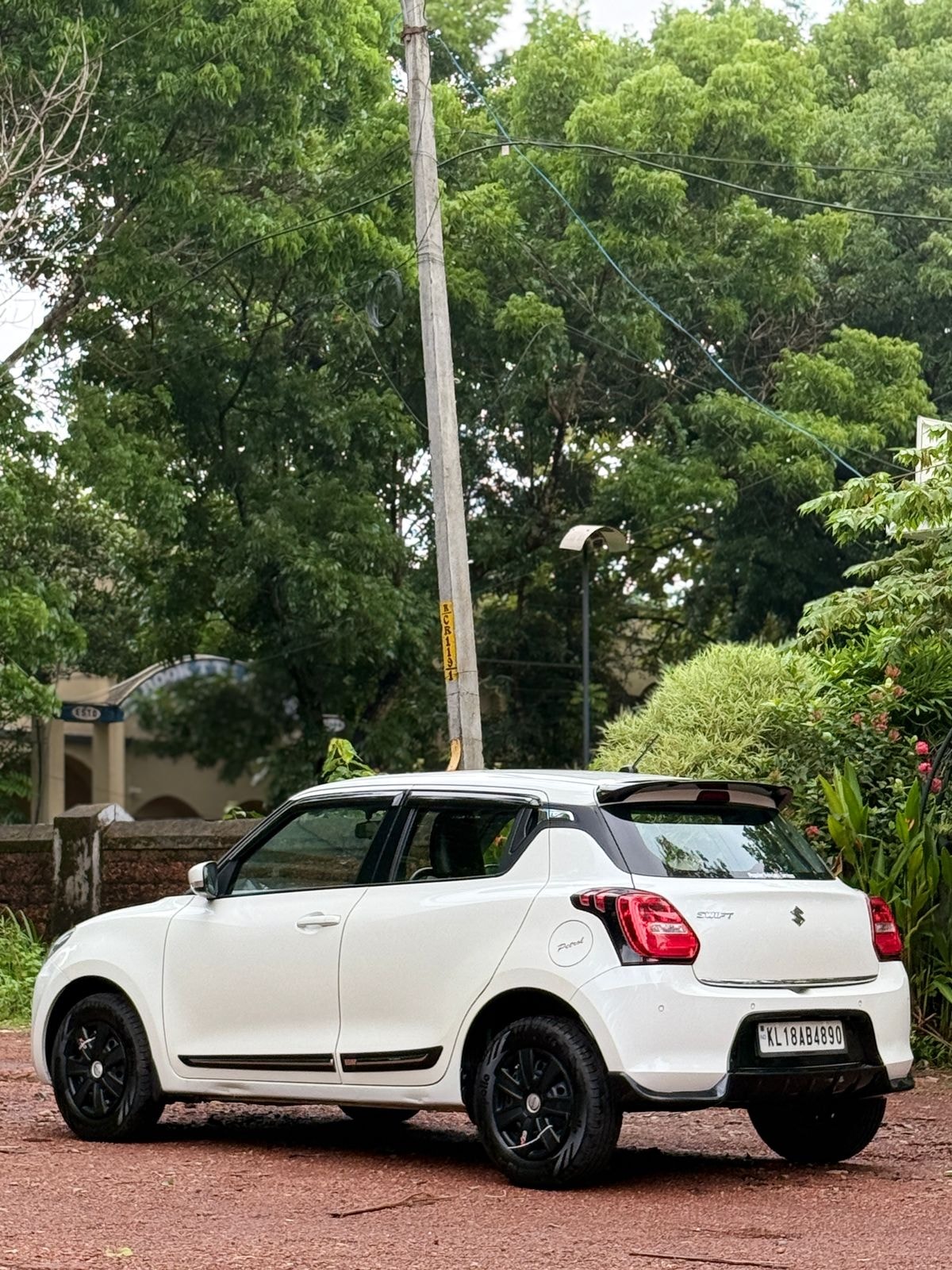 Swift image 3 Swift image 3