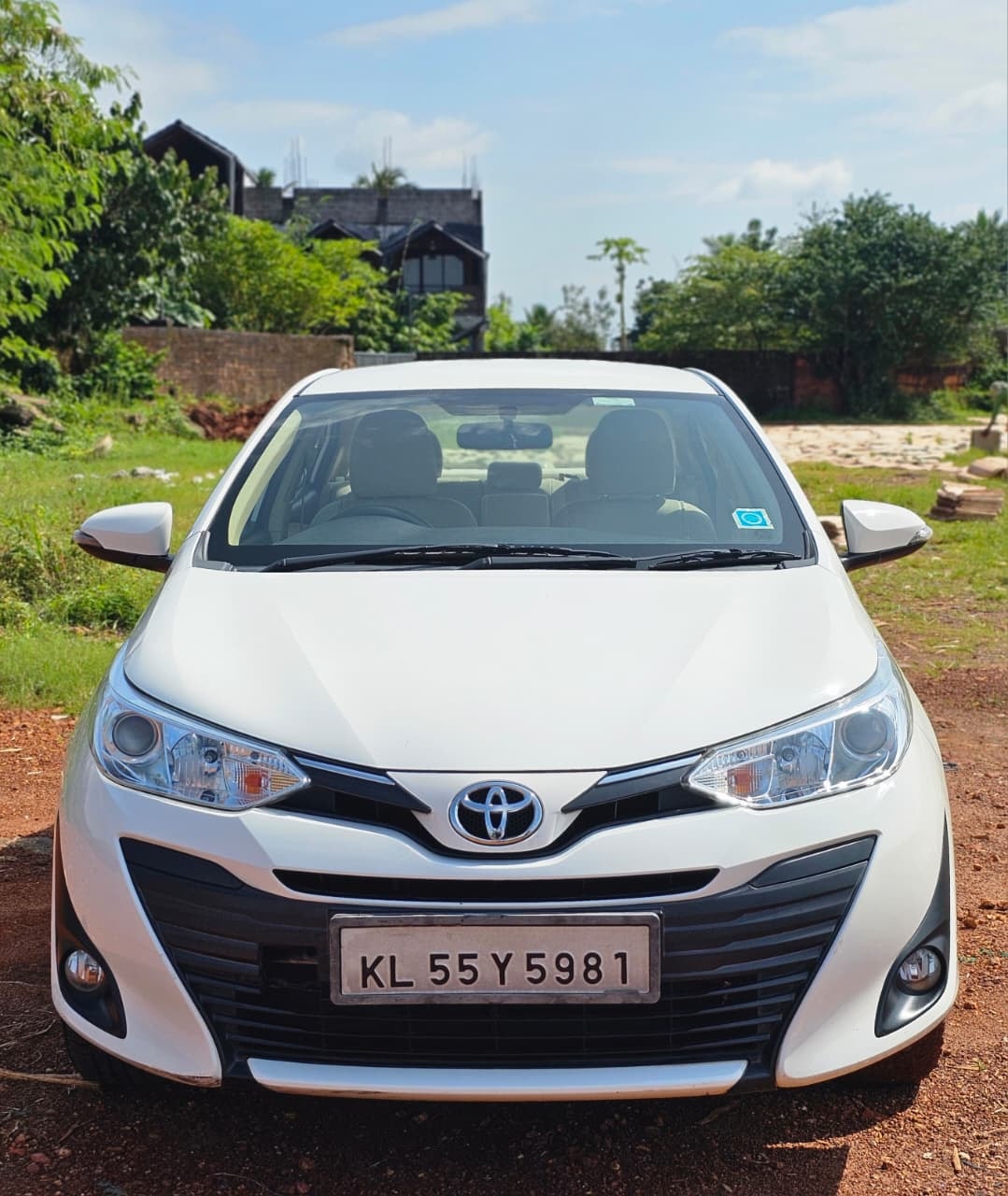 Yaris image 8 Yaris image 8