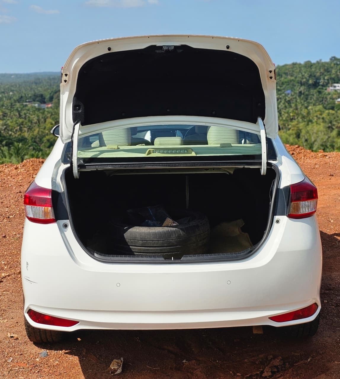 Yaris image 10 Yaris image 10