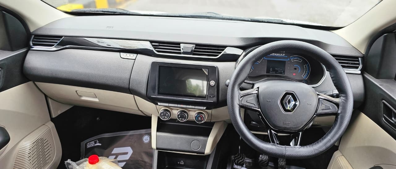 Used 2020 Renault Triber Used 2020 Renault Triber