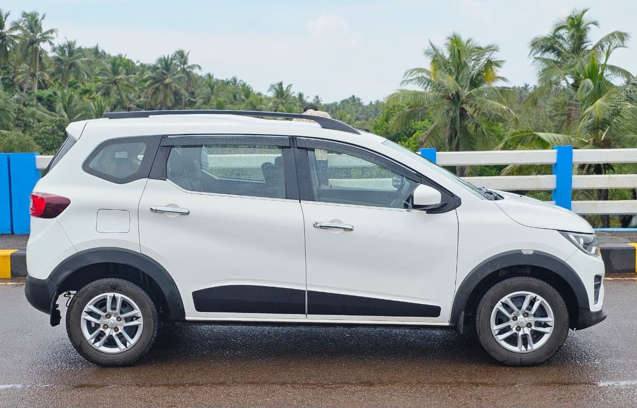 Used 2020 Renault Triber Used 2020 Renault Triber