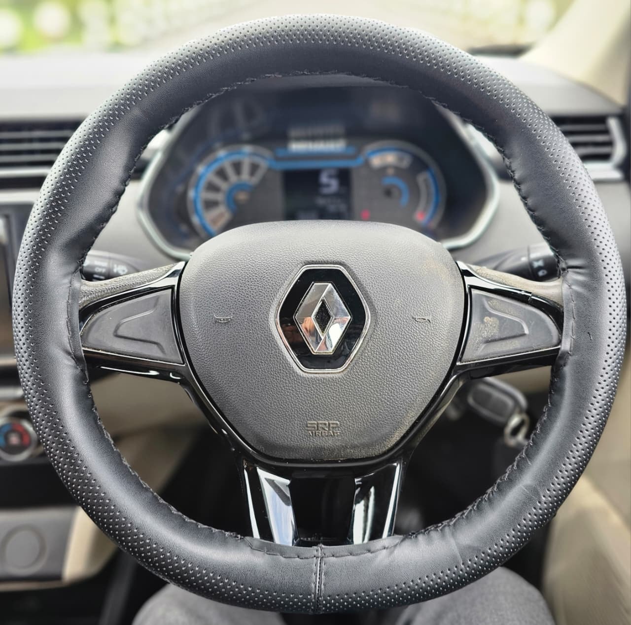 Used 2020 Renault Triber Used 2020 Renault Triber