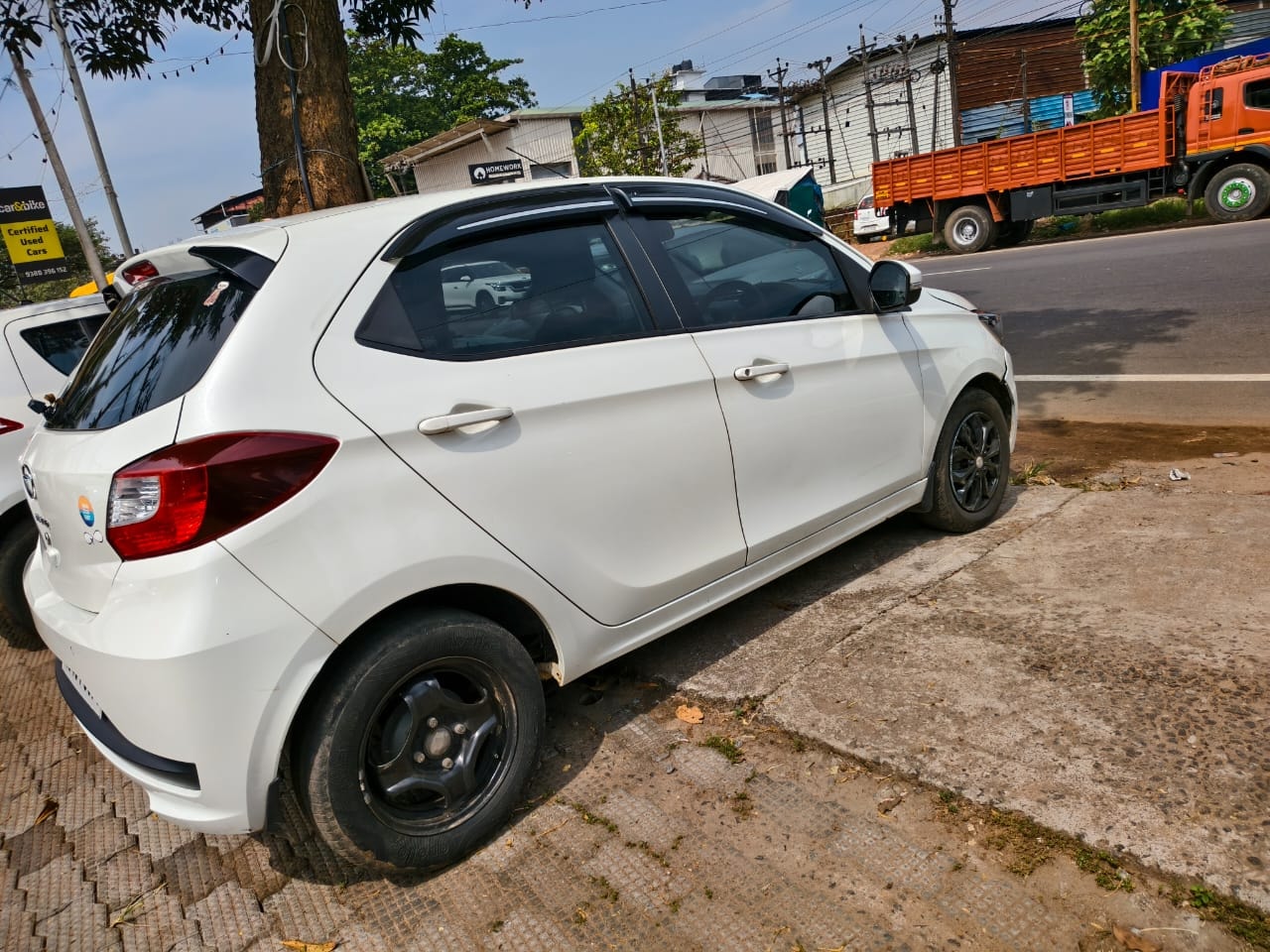 Used 2020 Tata Tiago Used 2020 Tata Tiago