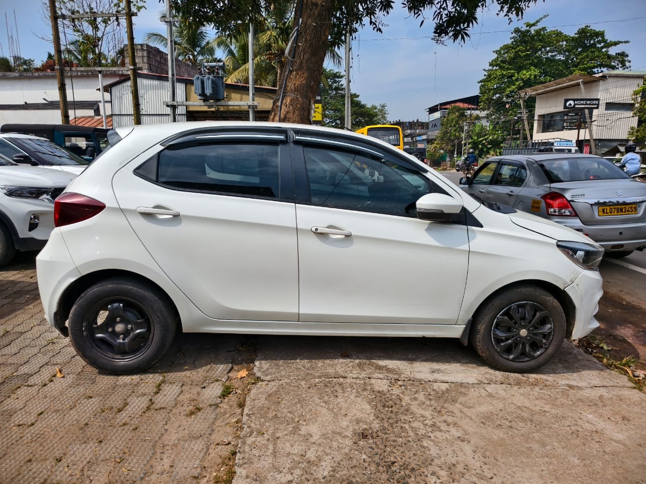 Used 2020 Tata Tiago Used 2020 Tata Tiago