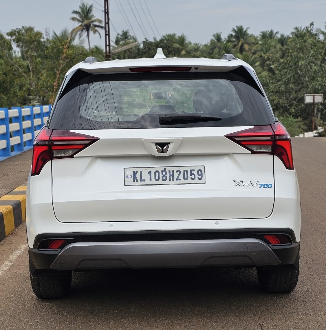 Used 2022 Mahindra XUV700 Used 2022 Mahindra XUV700