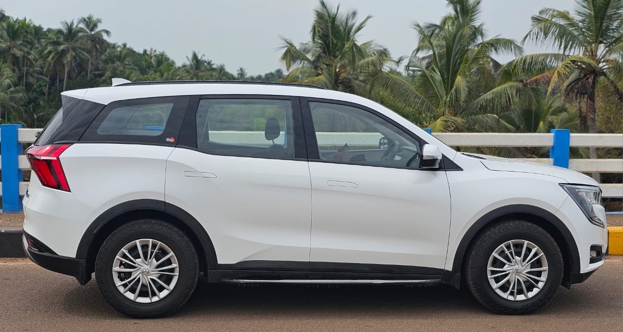 Used 2022 Mahindra XUV700 Used 2022 Mahindra XUV700