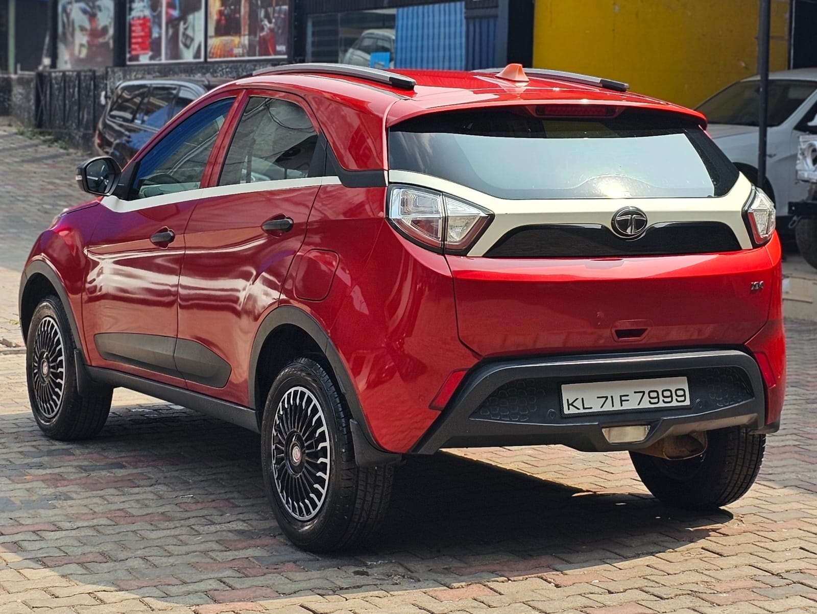 Nexon image 3 Nexon image 3