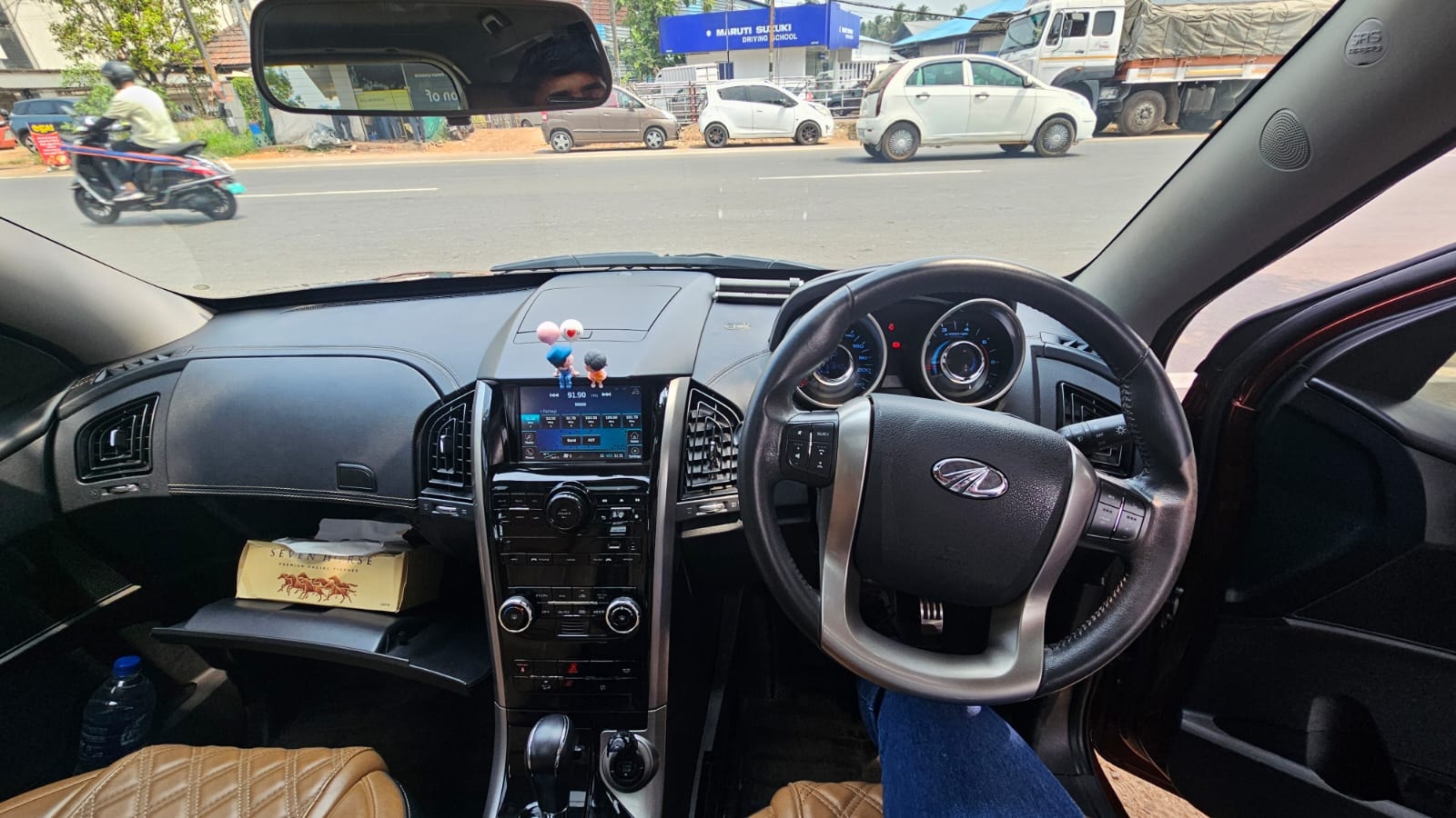 XUV500 image 4 XUV500 image 4