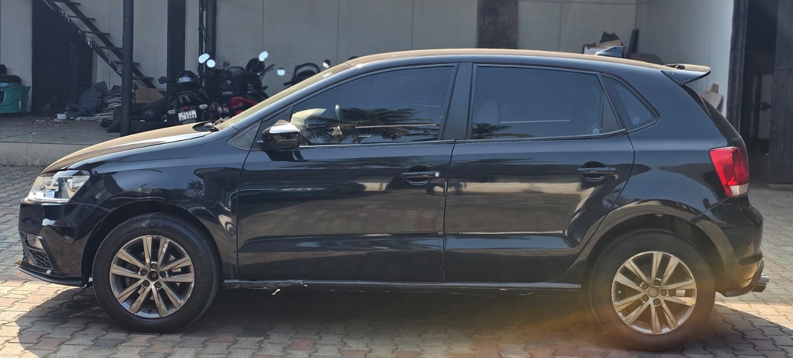 Polo image 2 Polo image 2