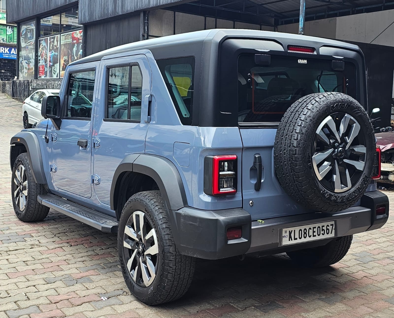 Thar Roxx image 3 Thar Roxx image 3