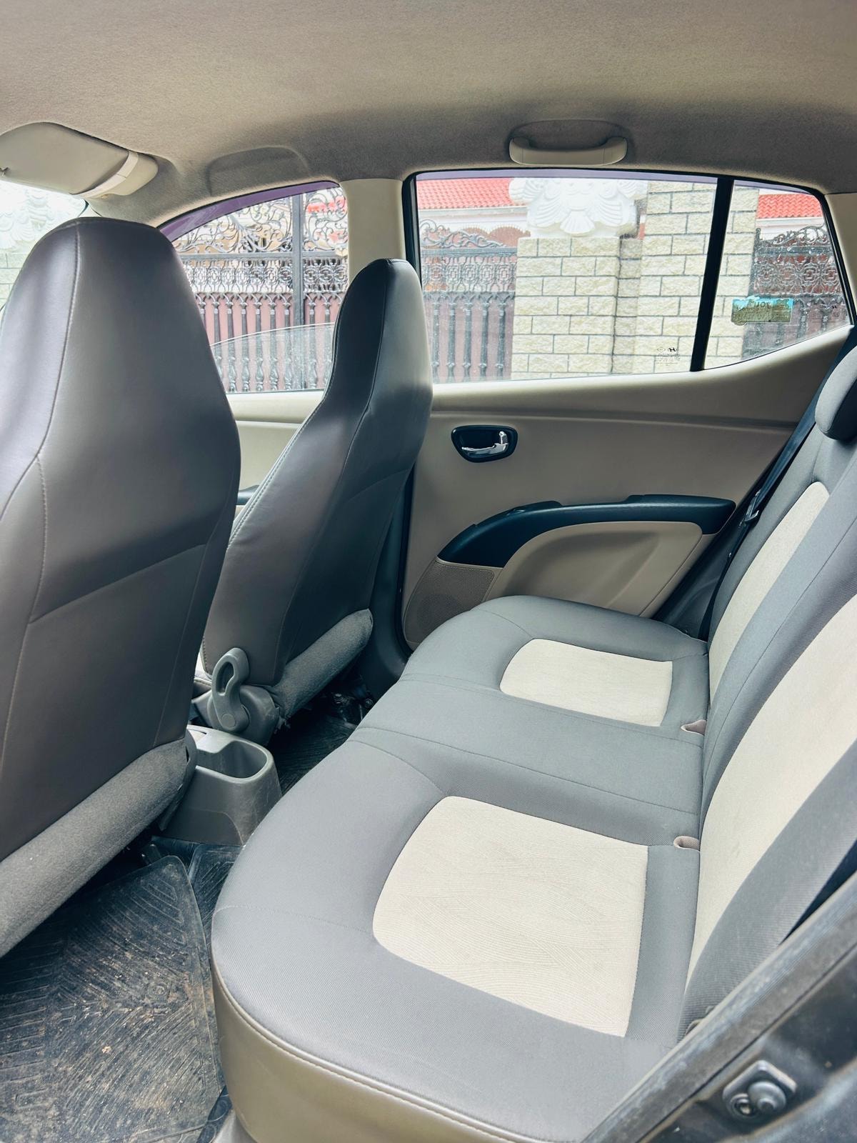 i10 image 7 i10 image 7