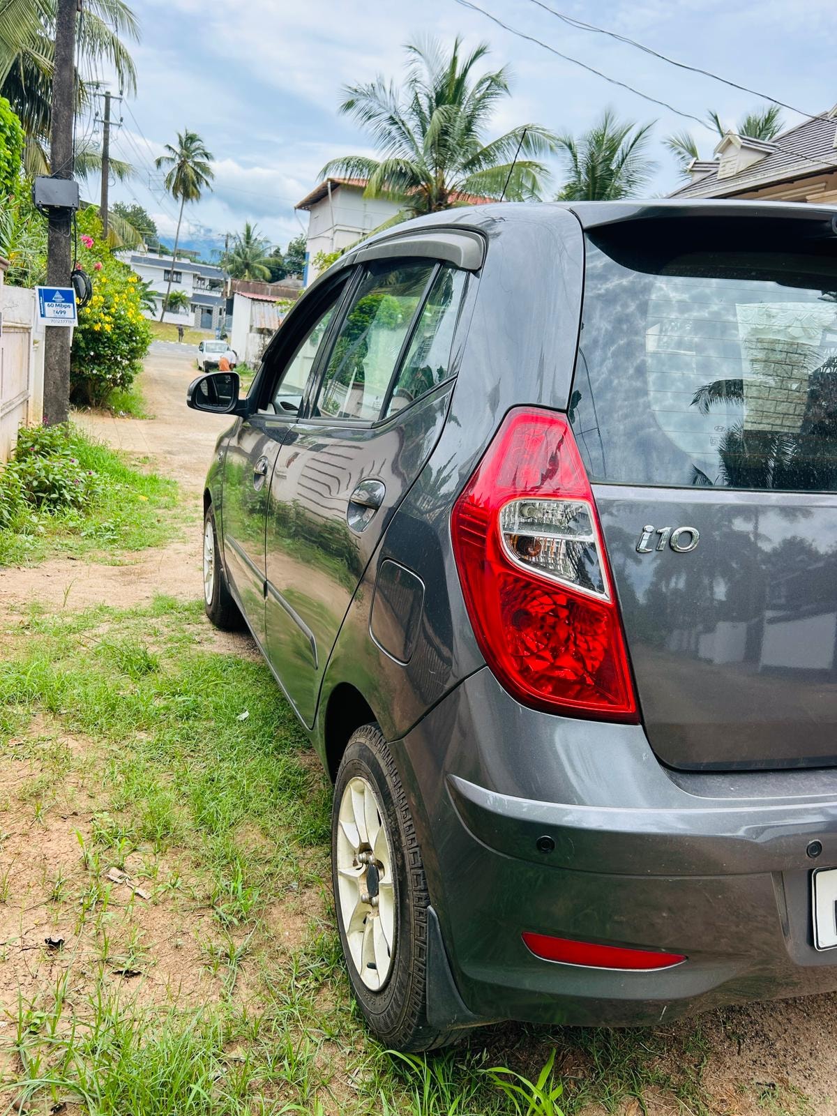 i10 image 1 i10 image 1