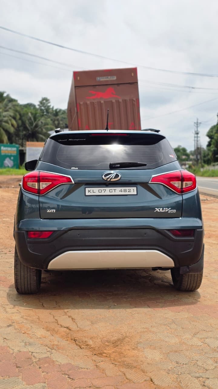 Used 2019 Mahindra XUV300 Used 2019 Mahindra XUV300