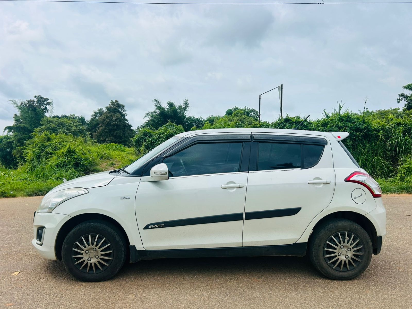 Used 2017 Maruti Suzuki Swift Used 2017 Maruti Suzuki Swift