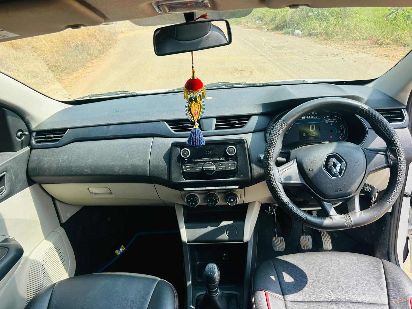 Used 2021 Renault Triber Used 2021 Renault Triber