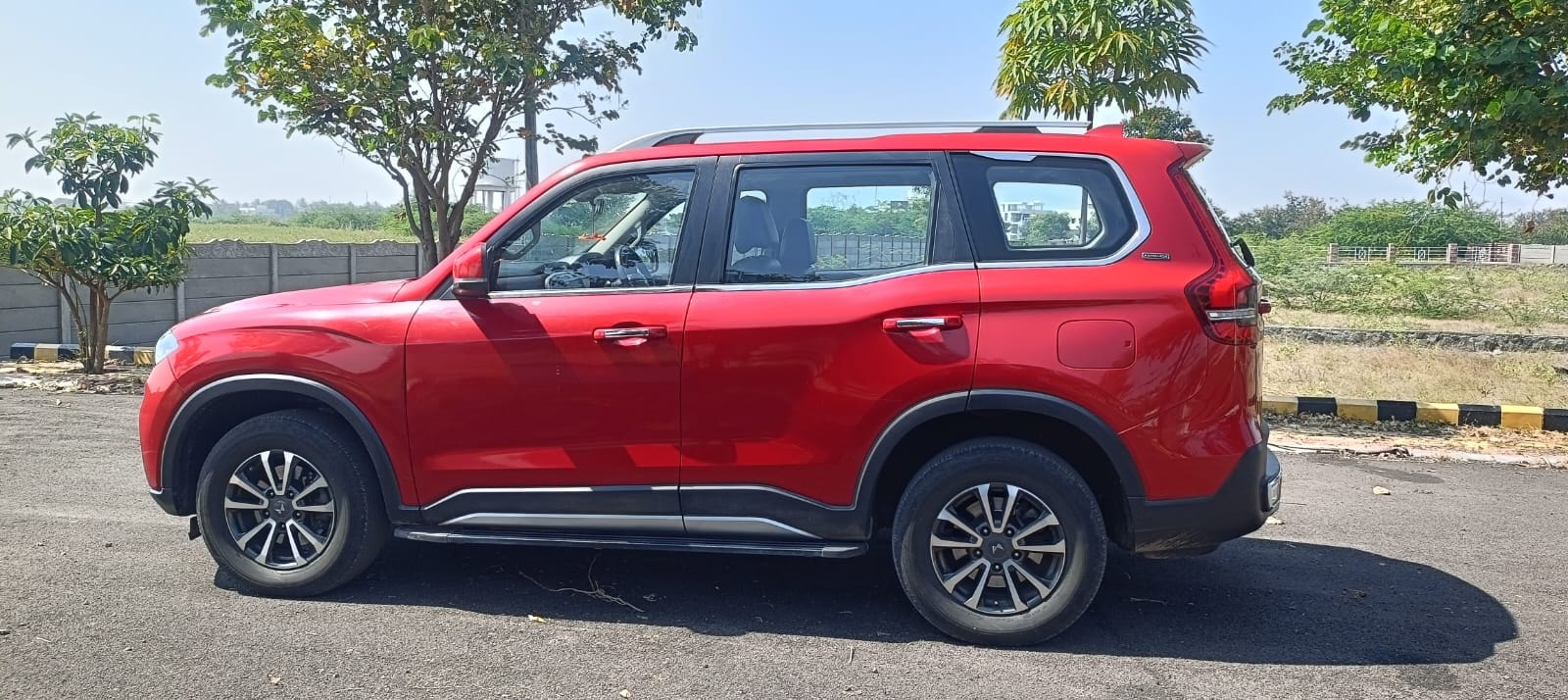 Scorpio-N image 3 Scorpio-N image 3