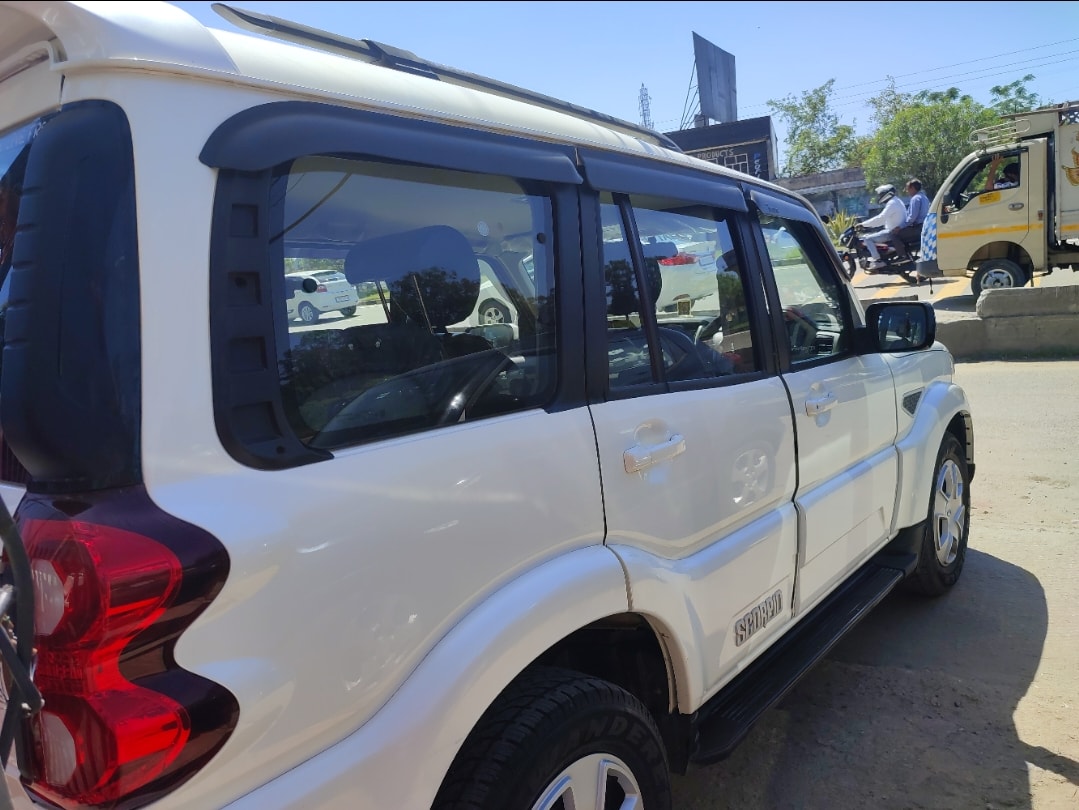 Scorpio image 3 Scorpio image 3