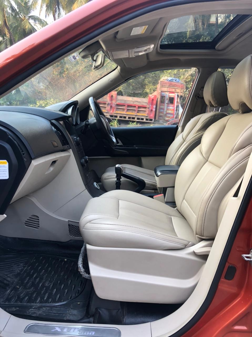 XUV500 image 7 XUV500 image 7