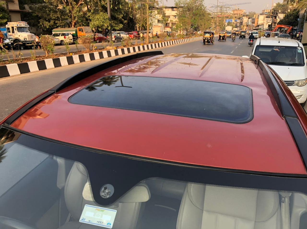 XUV500 image 12 XUV500 image 12