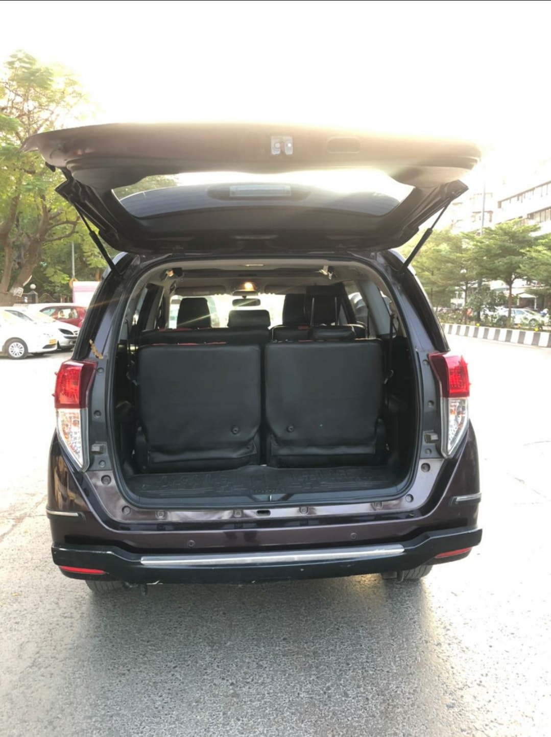 Innova Crysta image 16 Innova Crysta image 16