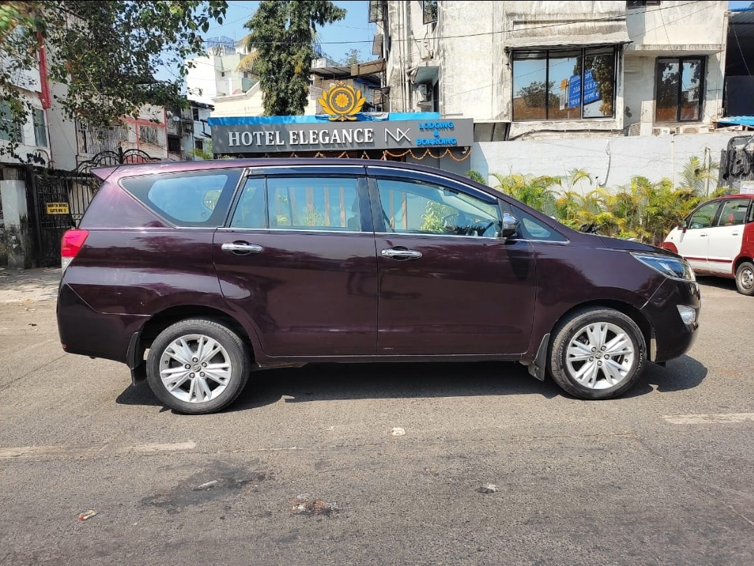 Innova Crysta image 8 Innova Crysta image 8