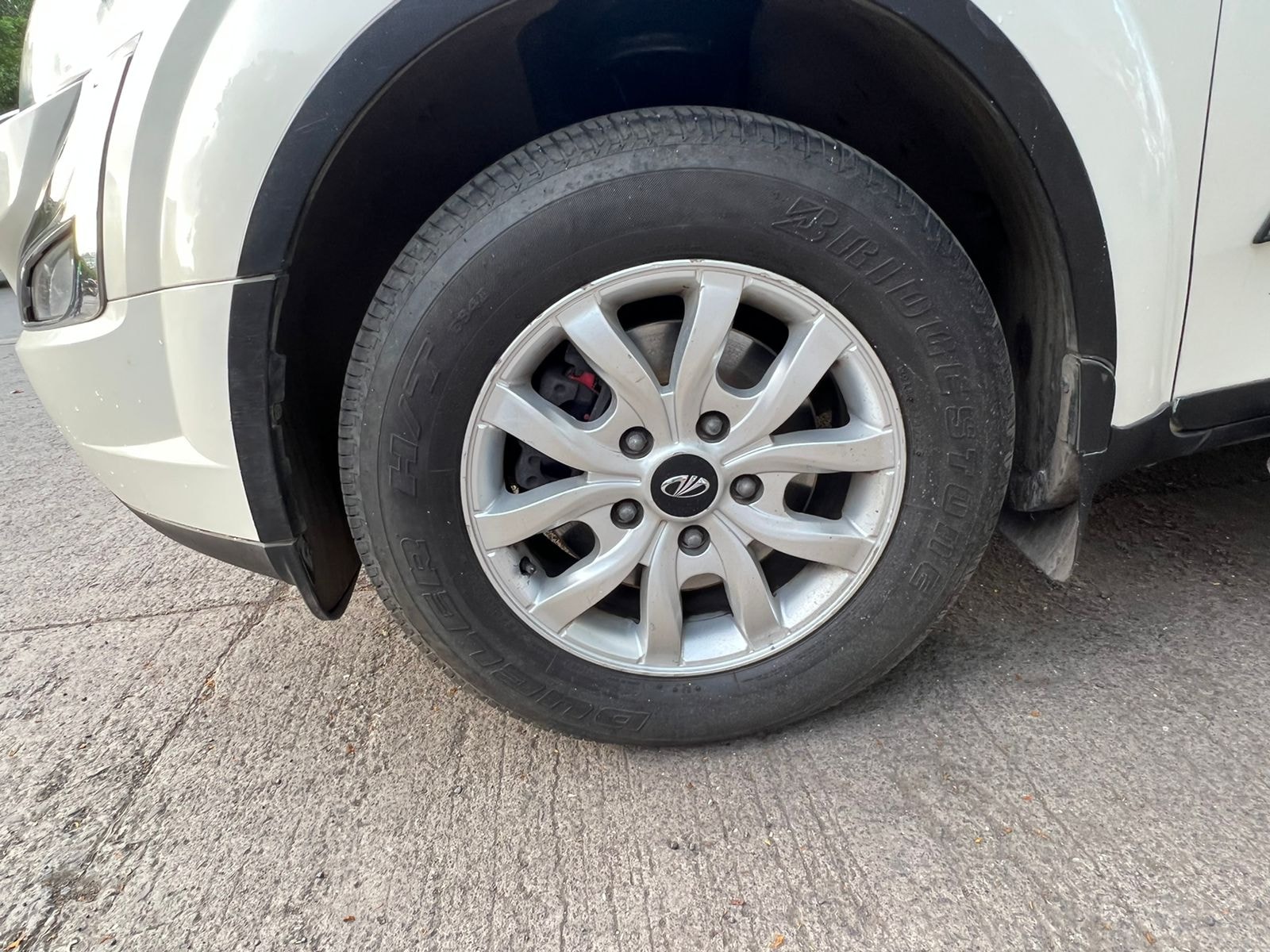 XUV500 image 10 XUV500 image 10