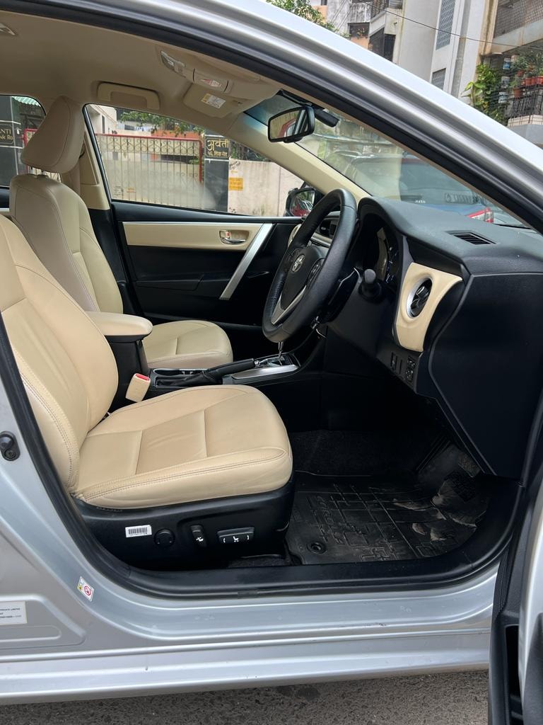 Corolla Altis image 14 Corolla Altis image 14