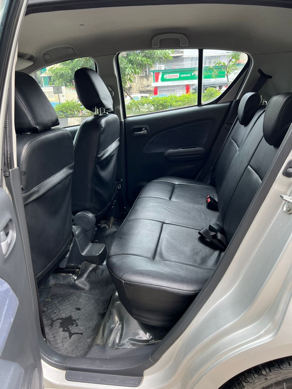 Ritz image 12 Ritz image 12