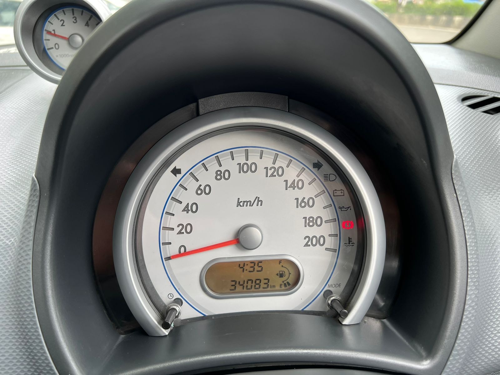 Ritz image 16 Ritz image 16