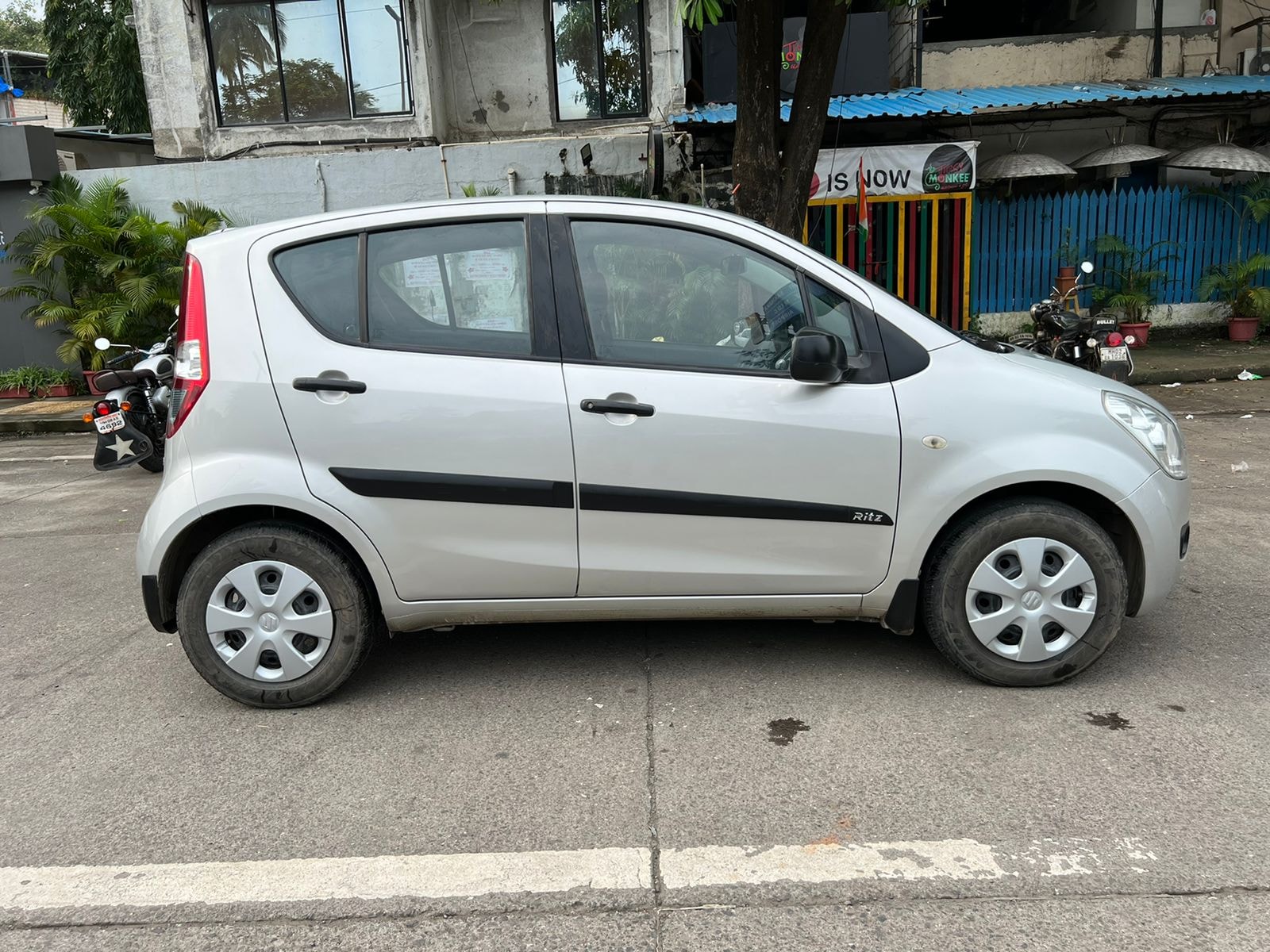 Ritz image 8 Ritz image 8